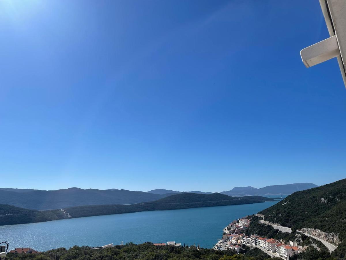 Lucija *